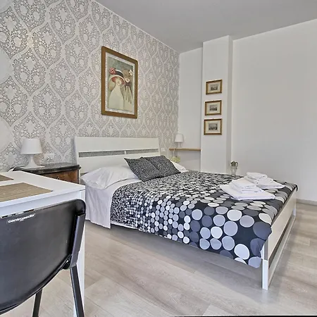 Apartment Manzoni Lake Como
