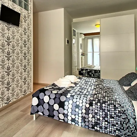 Apartment Manzoni *